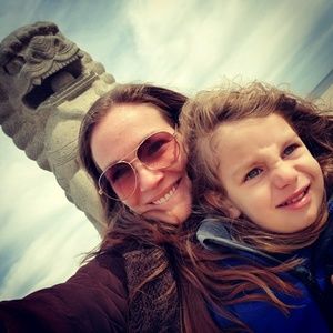 Meet your Posher, Candace